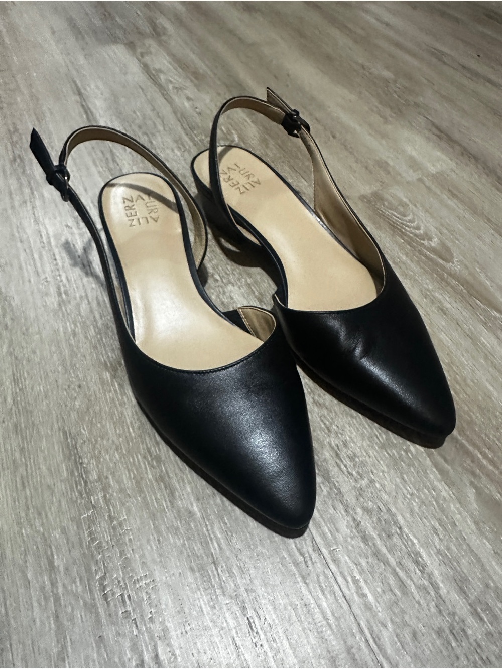 Naturalizer Banks Slingback Pumps – Black Leather – Women’s Size 10